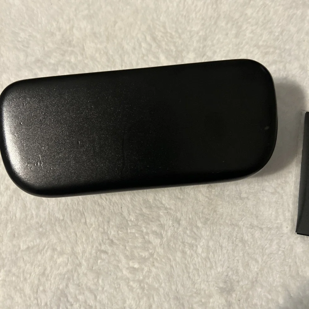 Coach clamshell eyeglass case with new cloth